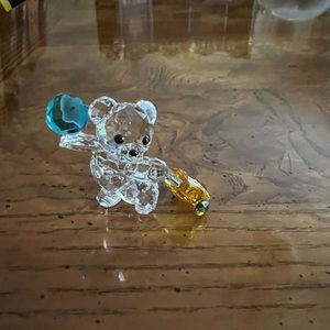 Swarovski Kris Bear ‘Around the World’